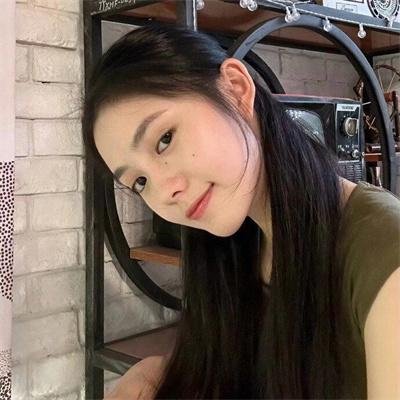 福尔摩斯小姐